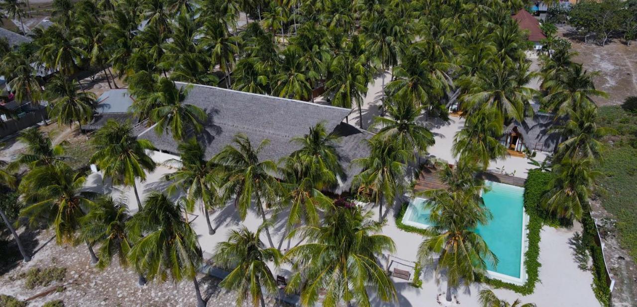 81 Palms Resort Nembrala Eksteriør bilde
