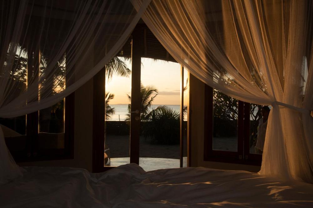 81 Palms Resort Nembrala Rom bilde