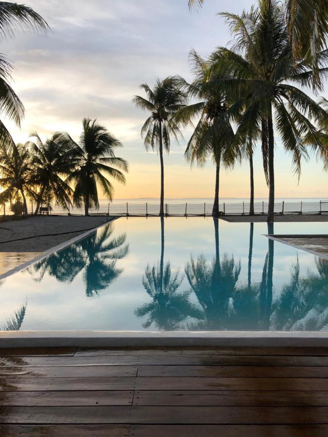 81 Palms Resort Nembrala Eksteriør bilde