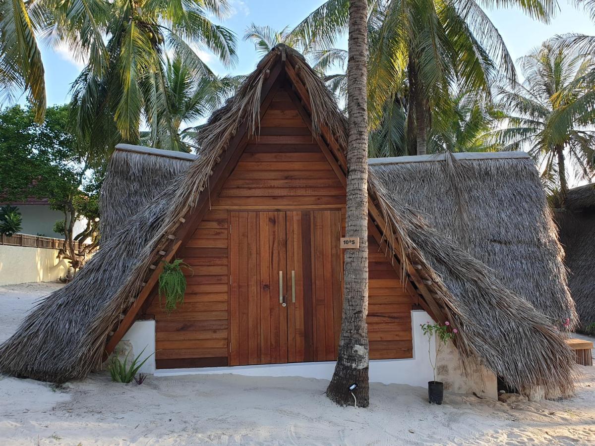 81 Palms Resort Nembrala Eksteriør bilde